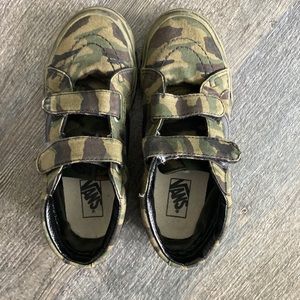 Boys Camo 💚🖤🤎VANS Sneakers